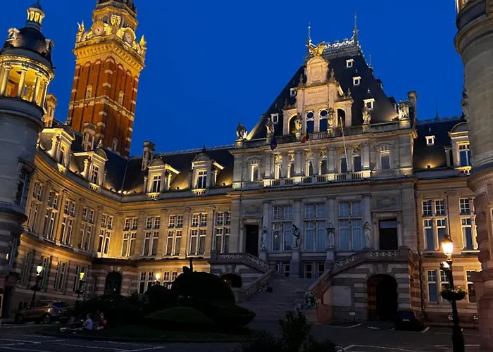 Appartement Lumineux Dans Un Quartier Anime